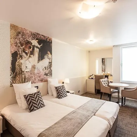 Dukes' Academie Hotel 4*
