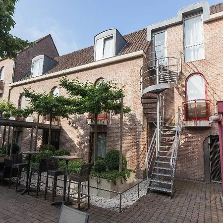 Dukes' Academie - By Dukes' Collection Brugge